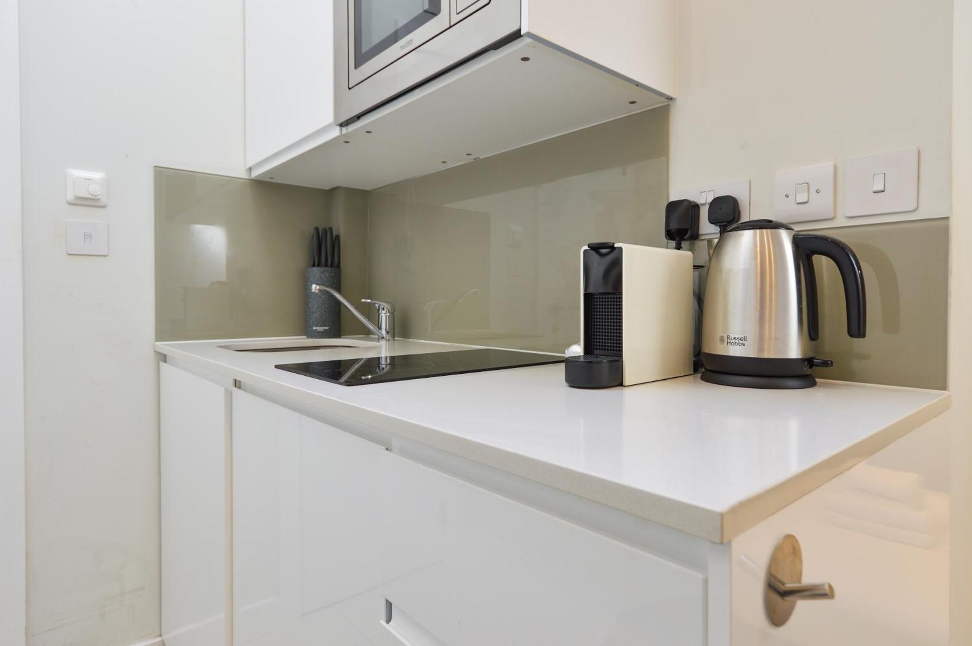 St James House Serviced Apartments By Concept Apartments Londra Exterior foto