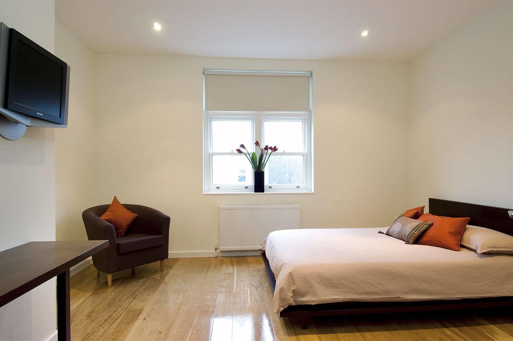 St James House Serviced Apartments By Concept Apartments Londra Exterior foto